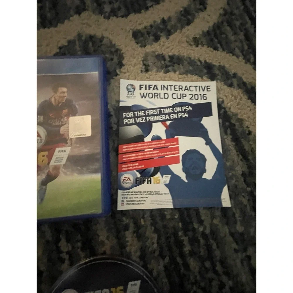 FIFA 16 (Sony PlayStation 4, 2015) PS4 CIB Soccer Game Original Case & Inserts